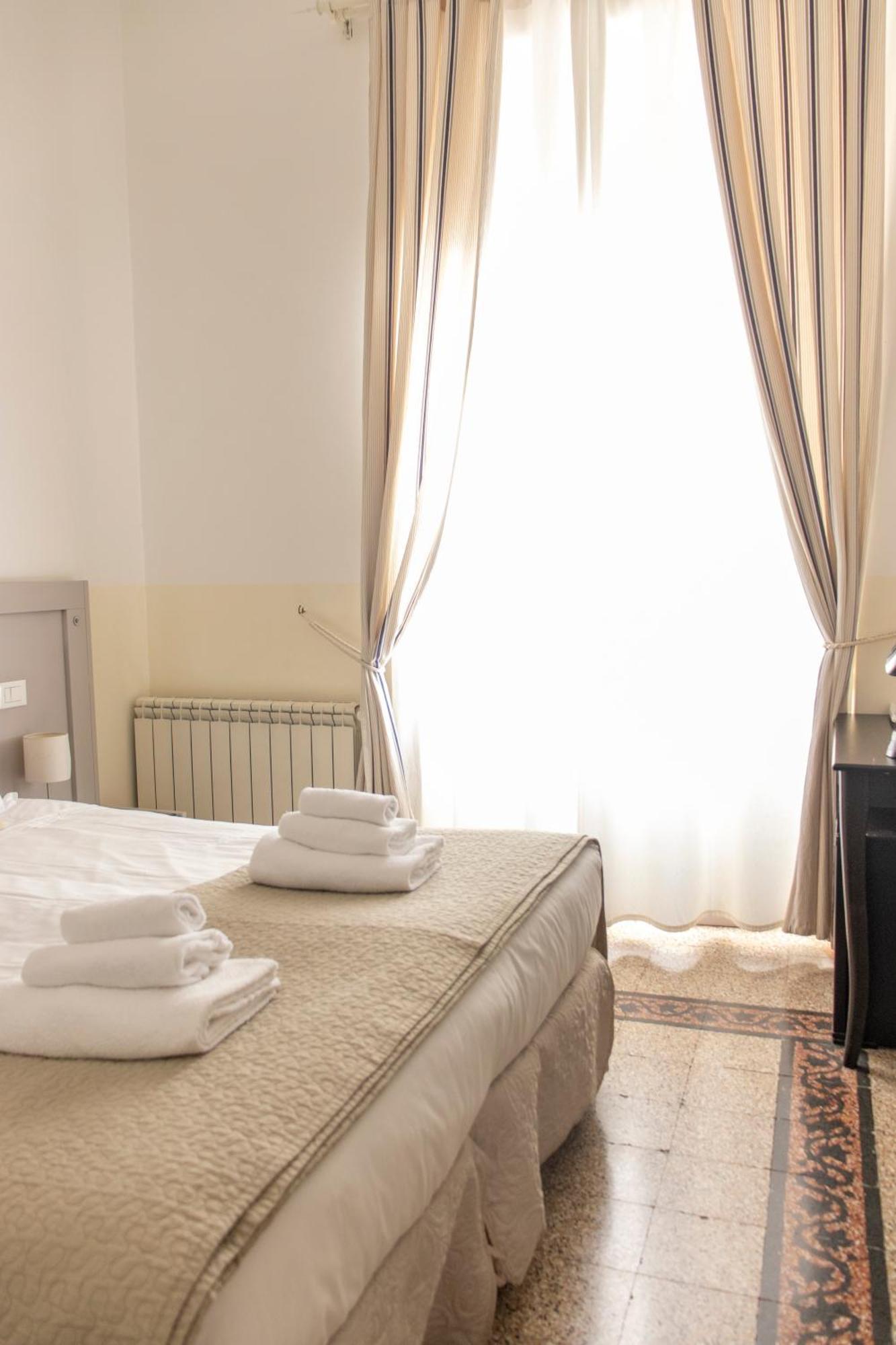 Biancoreroma B&B Екстер'єр фото